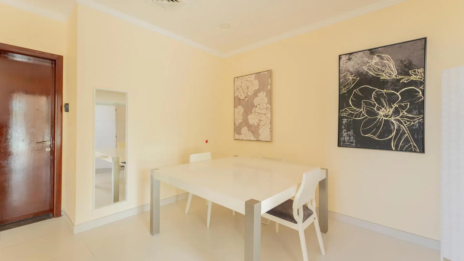 Luxurious Miracle Home Dubai 0*,